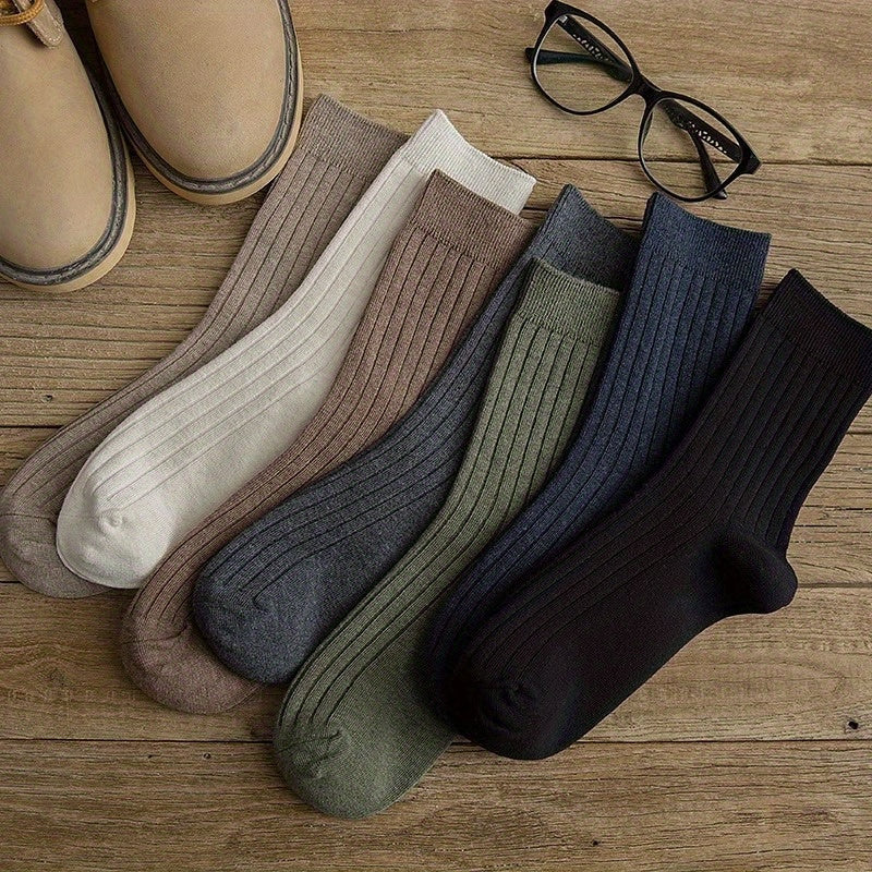 5 Pairs Of Men's Trendy Solid Crew Socks, Breathable Comfy Casual Unisex Socks For Men's Outdoor Wearing All Seasons Wearing